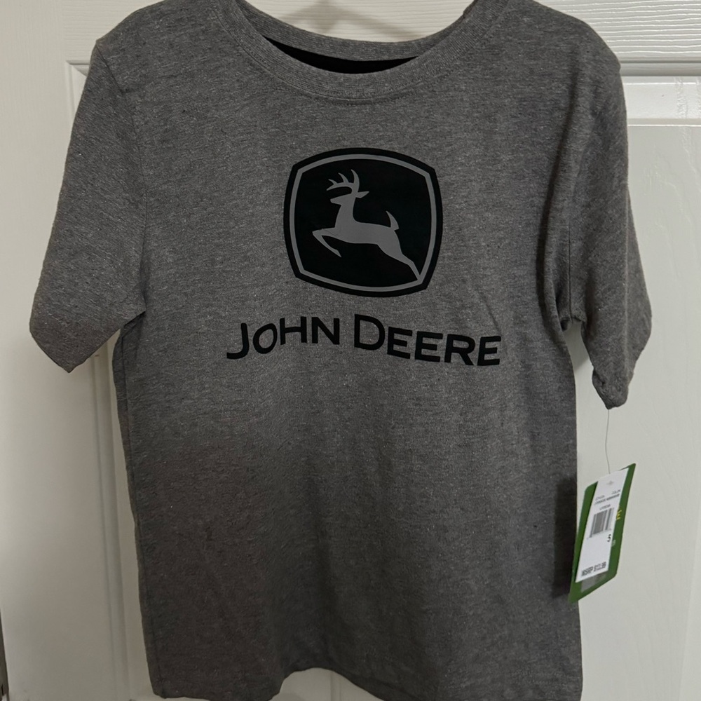 NEW John Deere Gray Short Sleeve Trademark Logo T-Shirt Boys Size 5 NWT fan gift